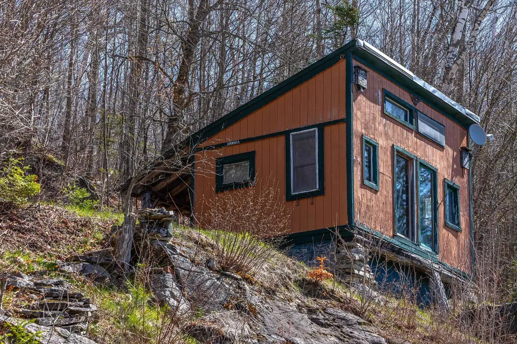 769 Straight Road Mount Holly VT 05730