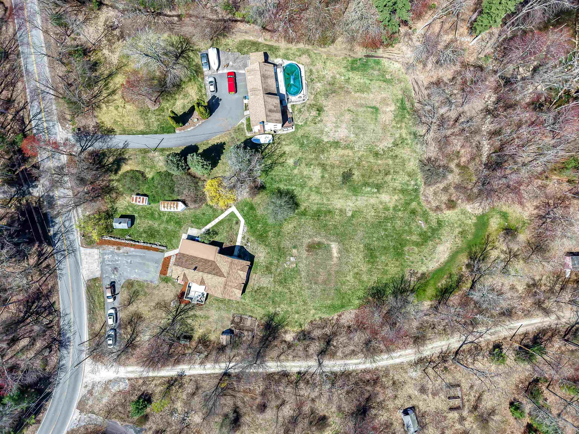 84 Hovey Road Londonderry NH 03053