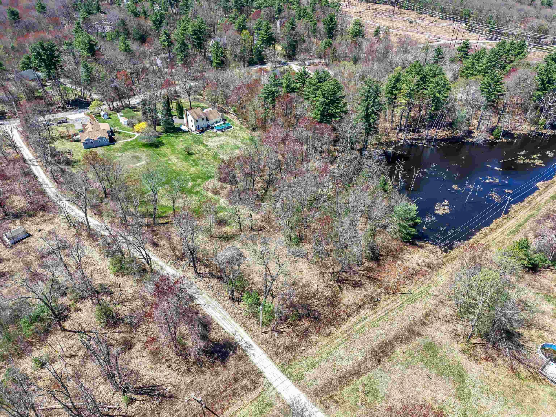 84 Hovey Road Londonderry NH 03053
