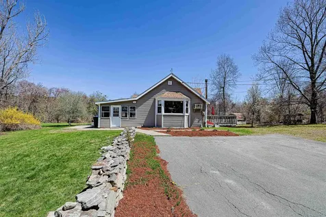84 Hovey Road Londonderry NH 03053