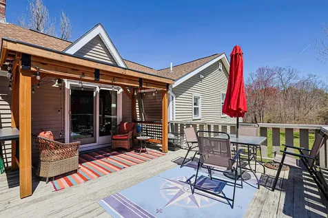 84 Hovey Road Londonderry NH 03053