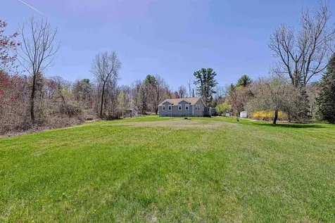 84 Hovey Road Londonderry NH 03053