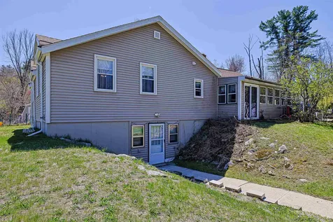 84 Hovey Road Londonderry NH 03053