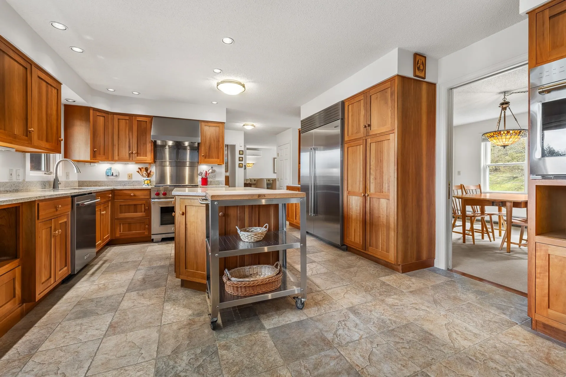 33 Rolling Ridge Road Lebanon NH 03766