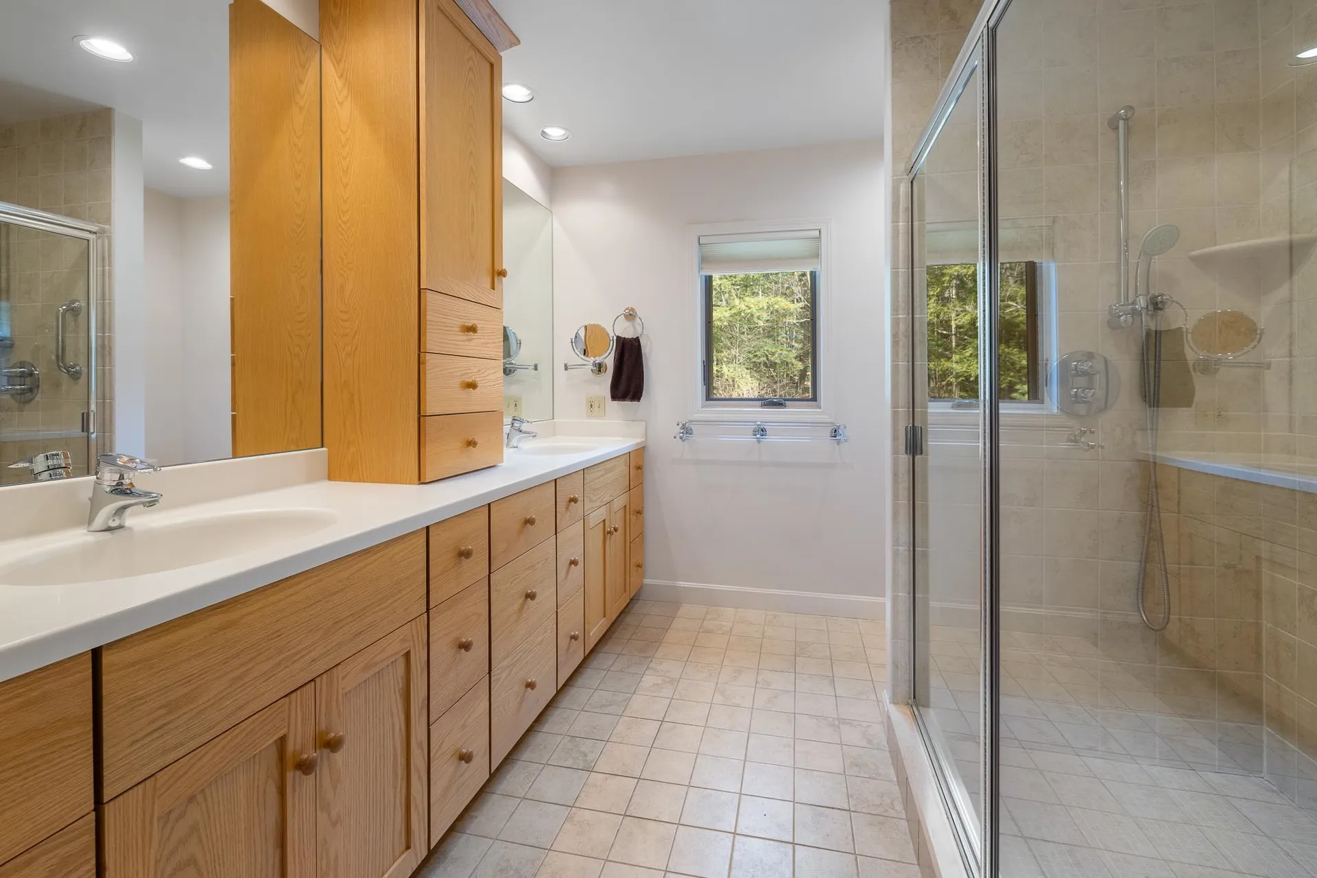 33 Rolling Ridge Road Lebanon NH 03766