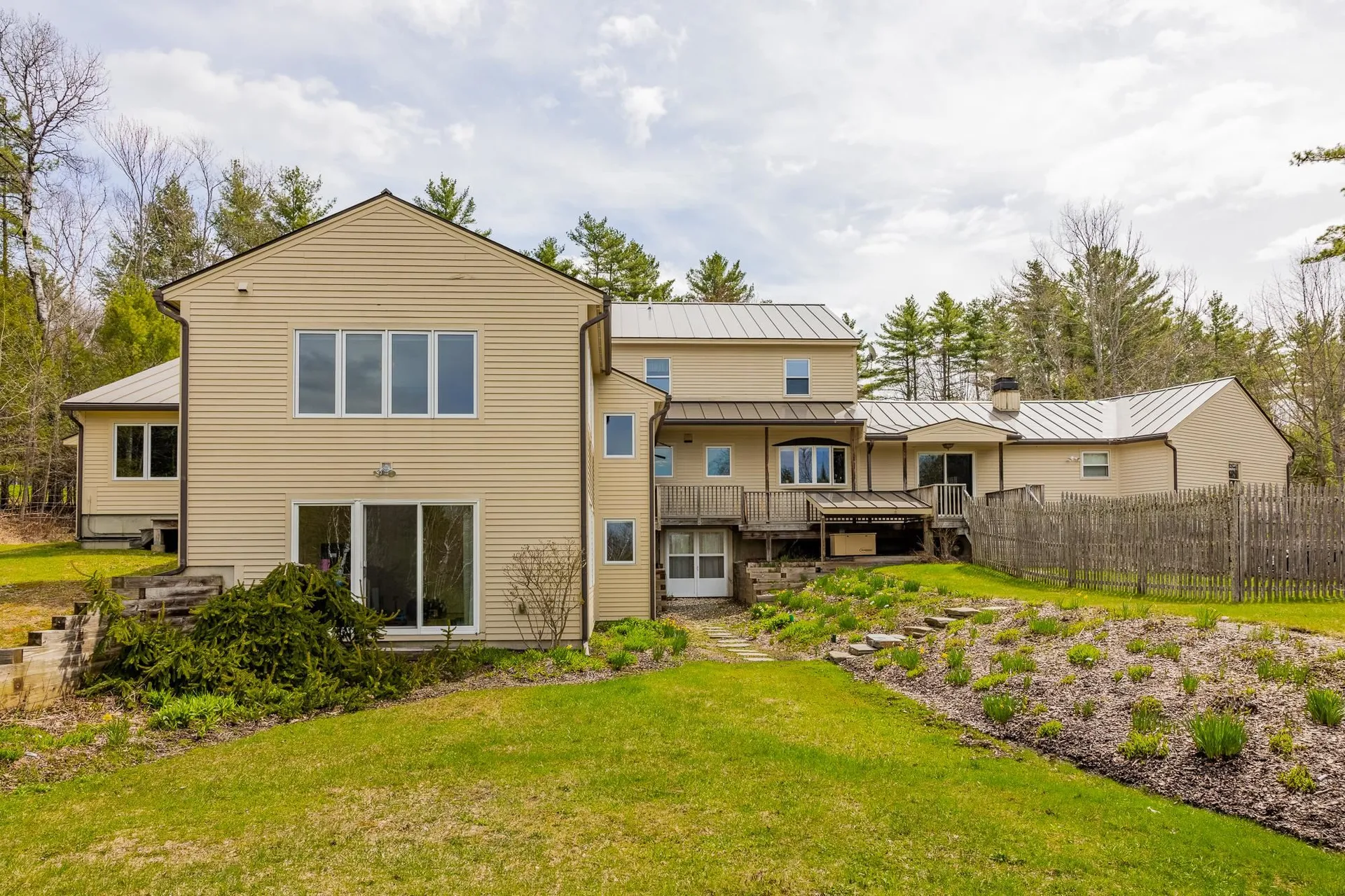 33 Rolling Ridge Road Lebanon NH 03766