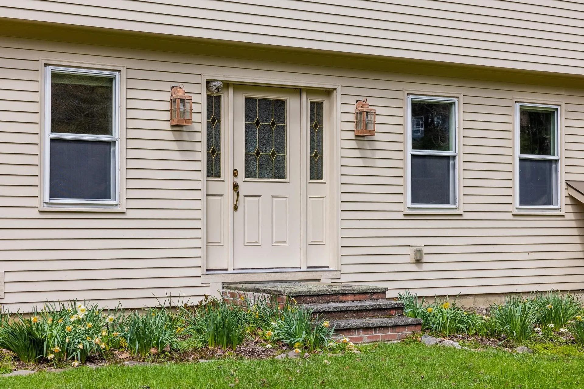 33 Rolling Ridge Road Lebanon NH 03766