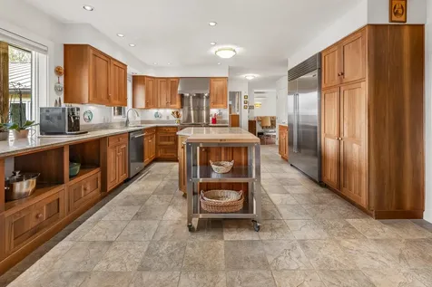33 Rolling Ridge Road Lebanon NH 03766