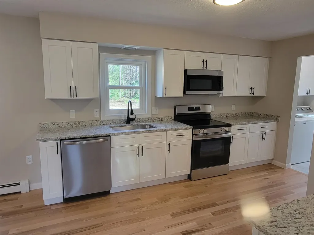 51 Nutter Circle Barnstead NH 03225