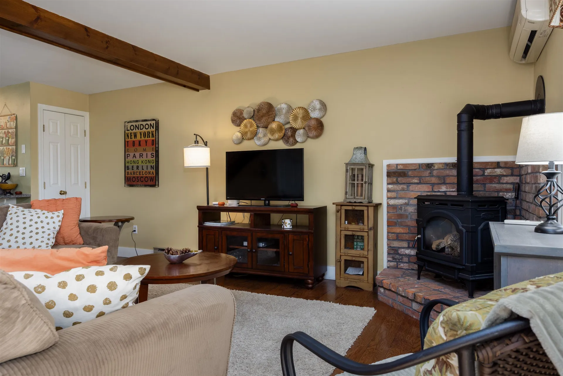 860 Murphy's Road Hartford VT 05059
