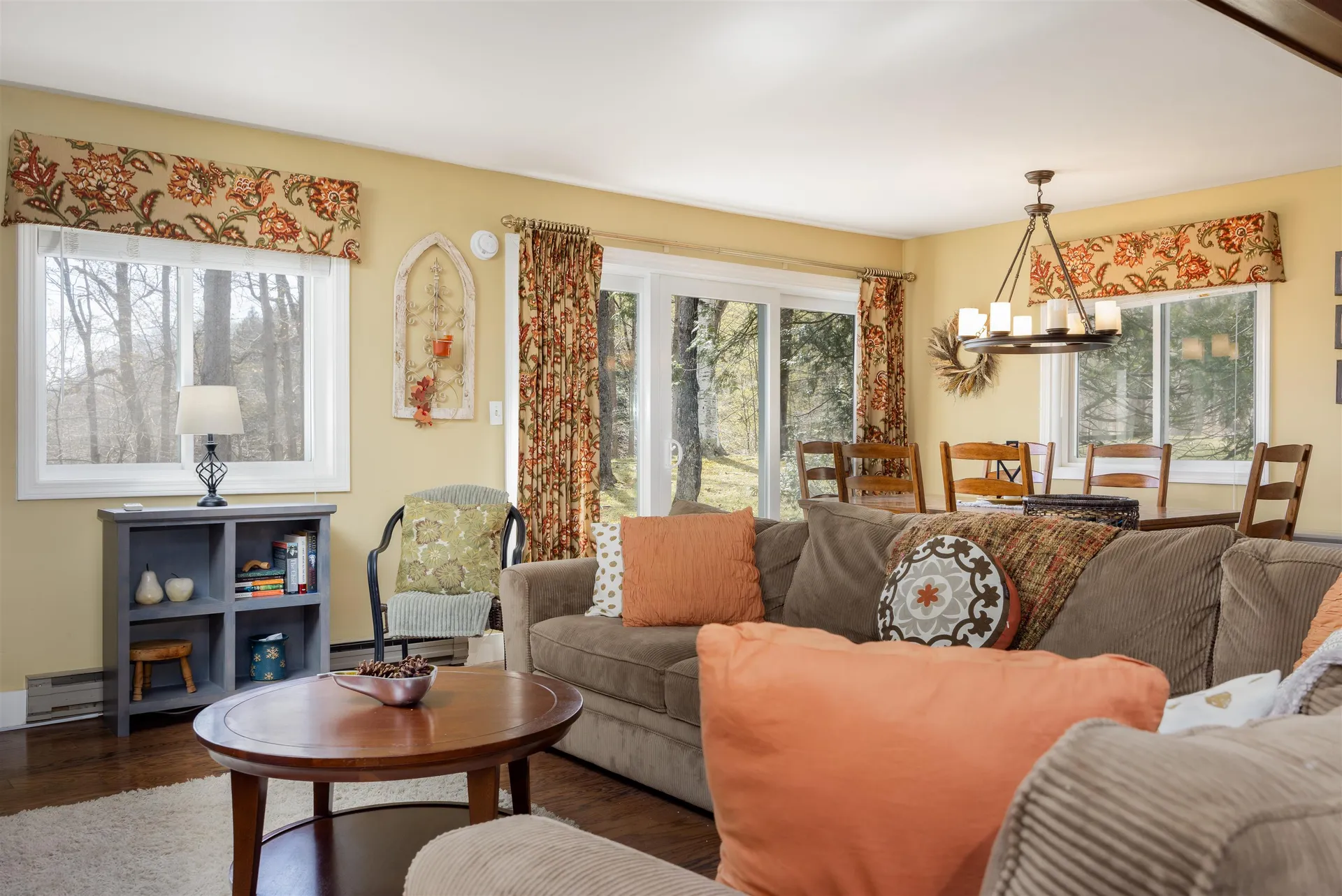 860 Murphy's Road Hartford VT 05059