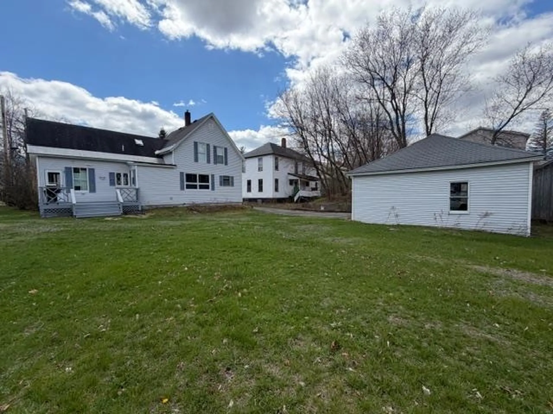9 Mcfarland Street Gorham NH 03581