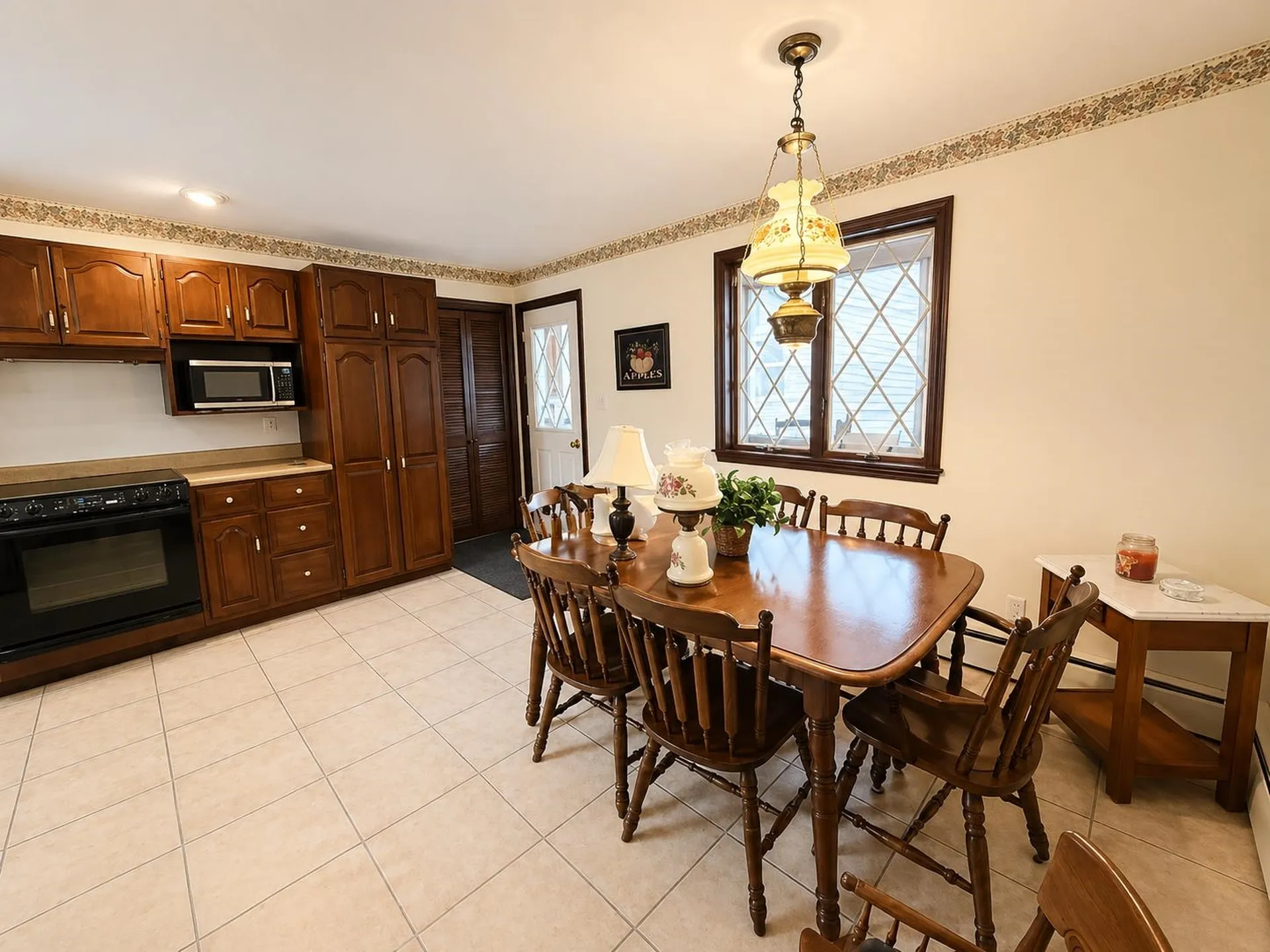 9 Mcfarland Street Gorham NH 03581