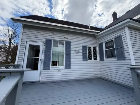 9 Mcfarland Street Gorham NH 03581