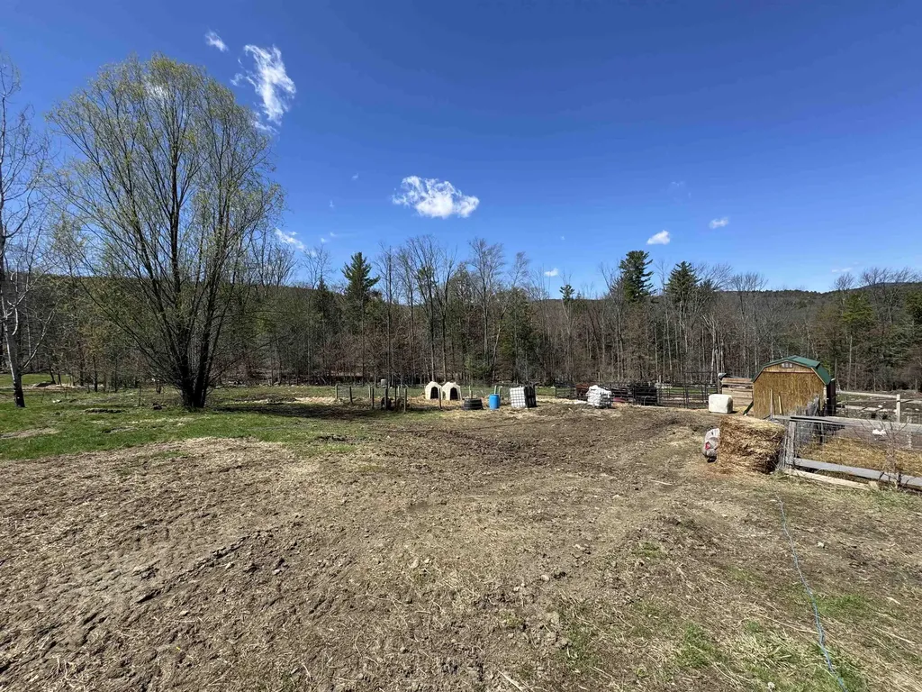 320 Old Bow Road Weathersfield VT 05156