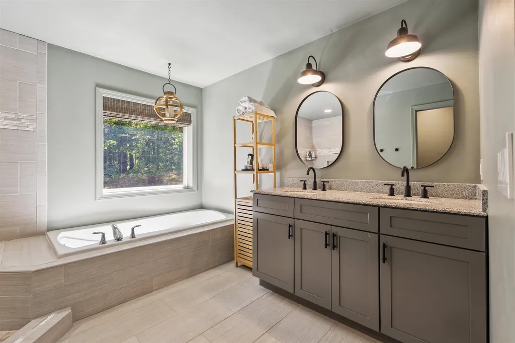 254 Seven Pines Road Holderness NH 03245