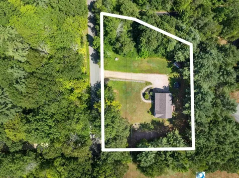 254 Seven Pines Road Holderness NH 03245