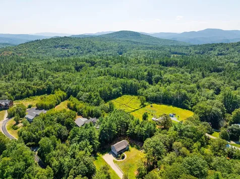 254 Seven Pines Road Holderness NH 03245