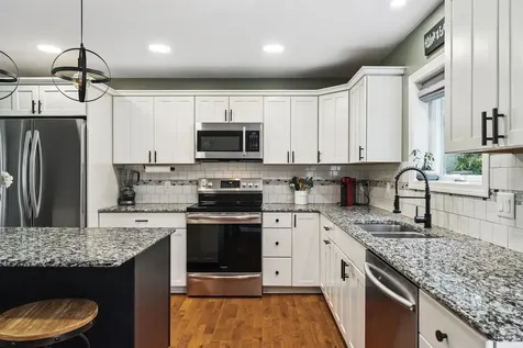 254 Seven Pines Road Holderness NH 03245