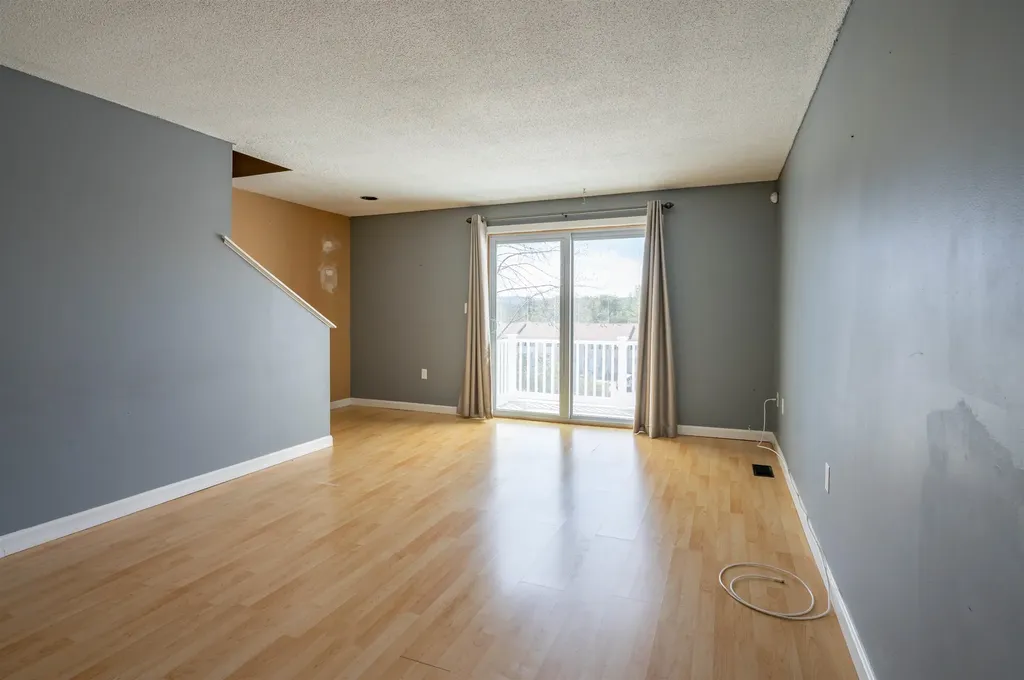 6 Pleasant Street Hooksett NH 03106