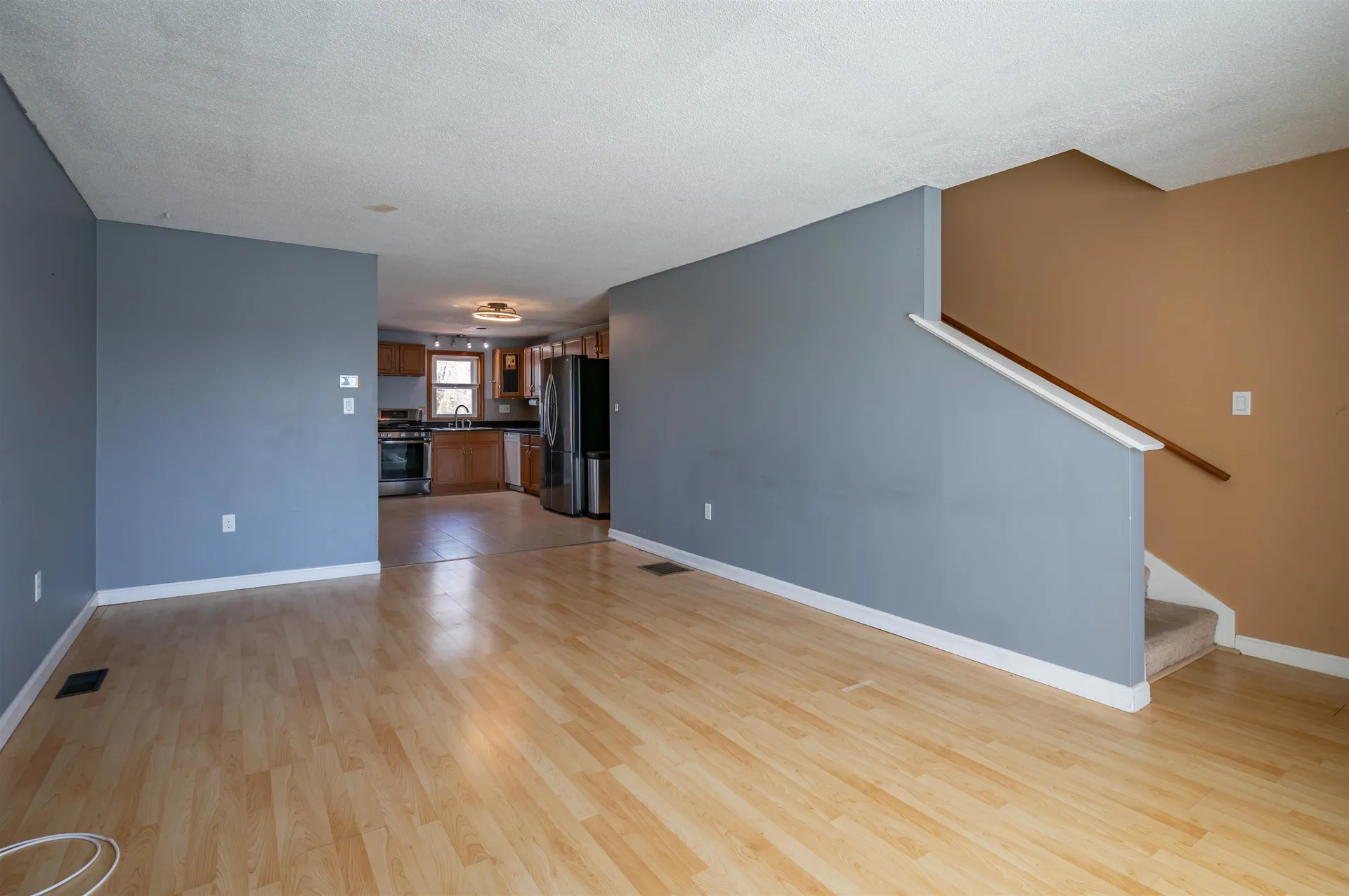 6 Pleasant Street Hooksett NH 03106