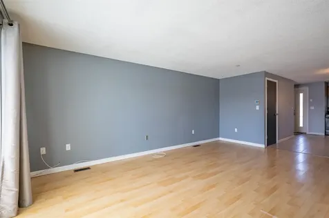 6 Pleasant Street Hooksett NH 03106