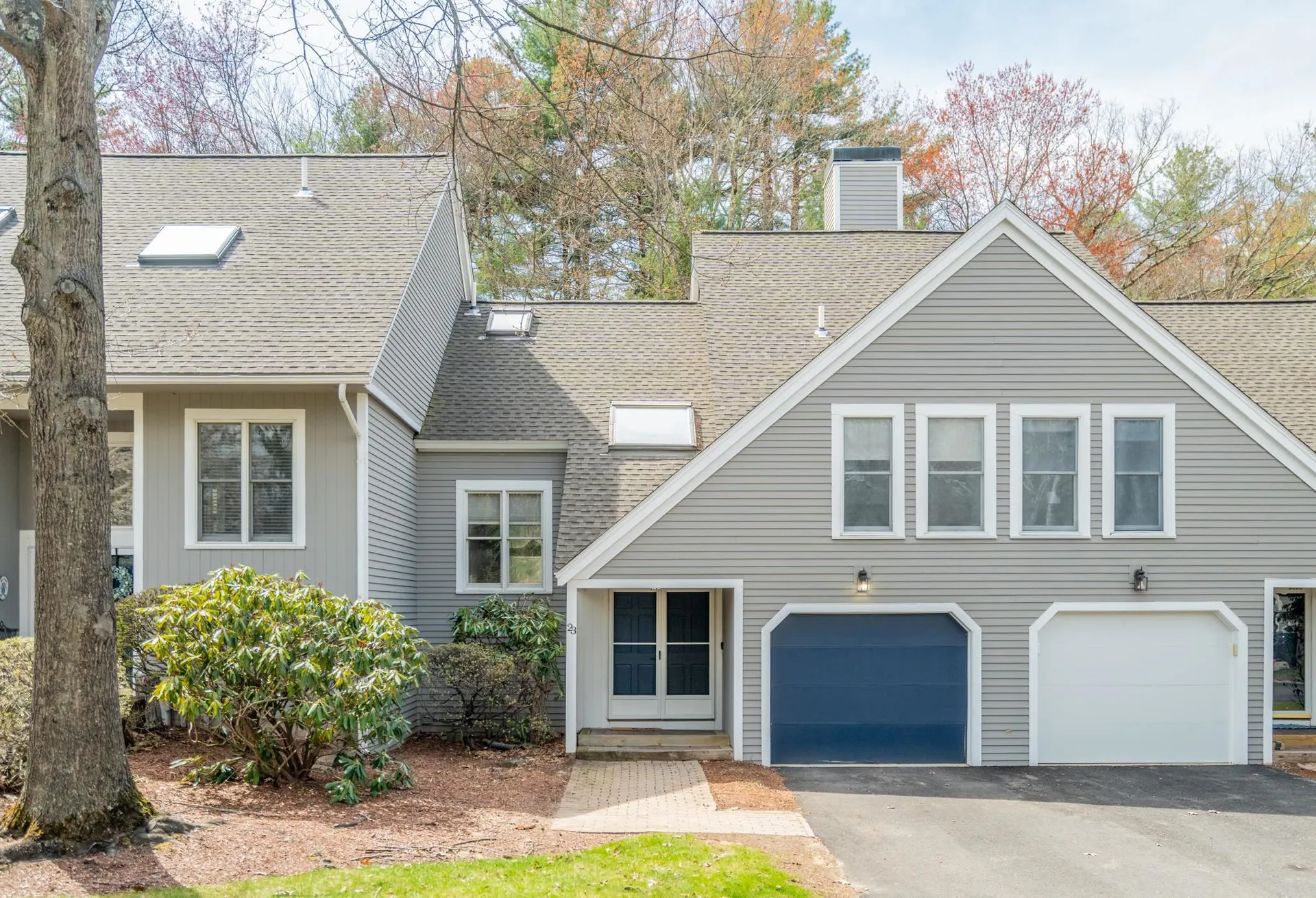 23 Goldfinch Lane Nashua NH 03062