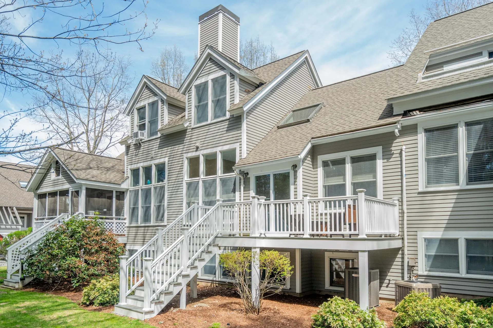 23 Goldfinch Lane Nashua NH 03062