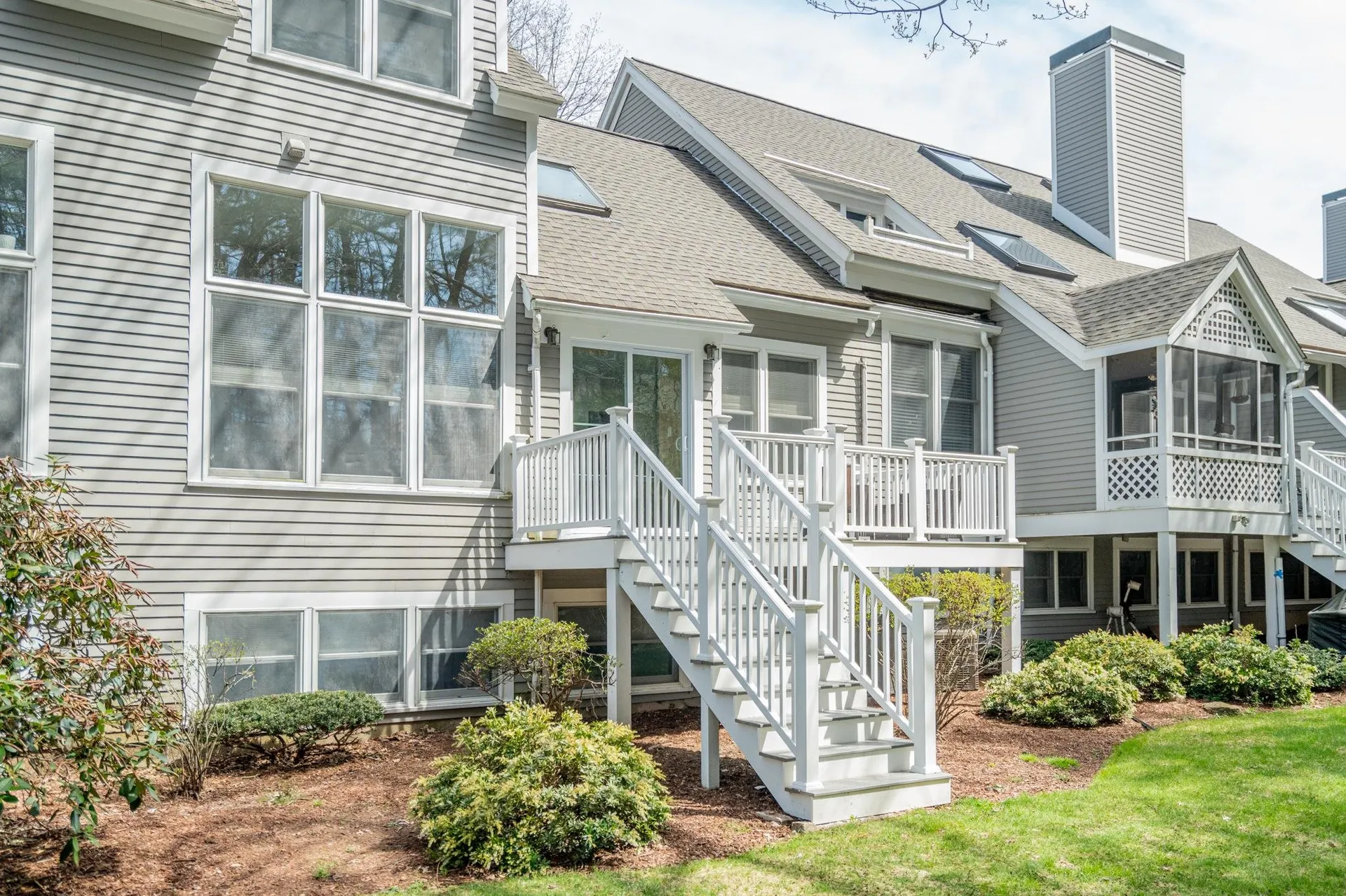 23 Goldfinch Lane Nashua NH 03062