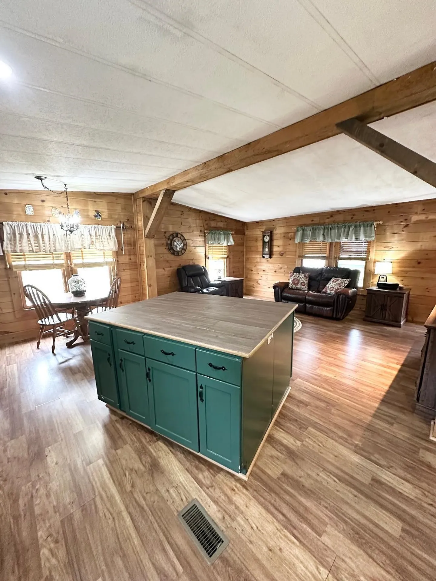 18 Sandpiper Path North Hampton NH 03862