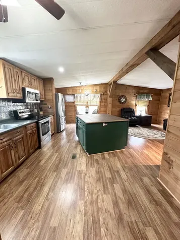 18 Sandpiper Path North Hampton NH 03862