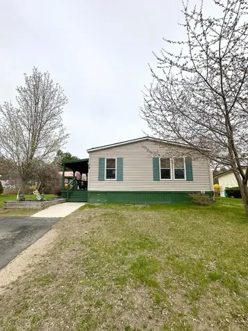 18 Sandpiper Path North Hampton NH 03862