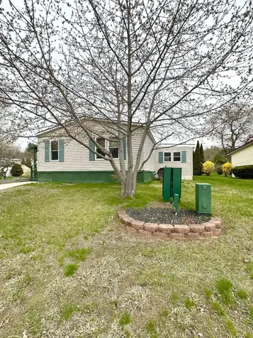 18 Sandpiper Path North Hampton NH 03862