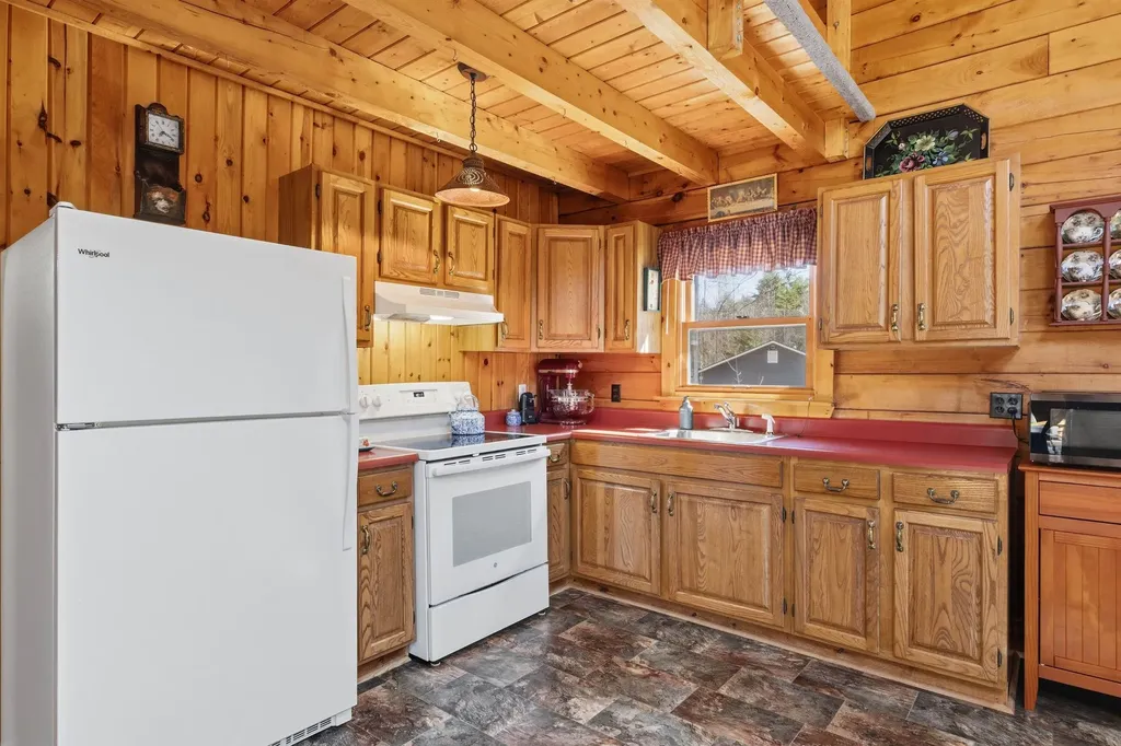 226 Valley Road Haverhill NH 03785