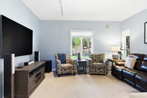 541 Bedford Road New Boston NH 03070