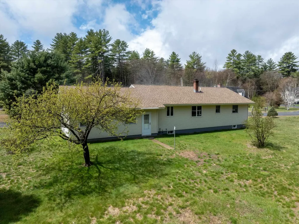 31 Northfield Drive Springfield VT 05150