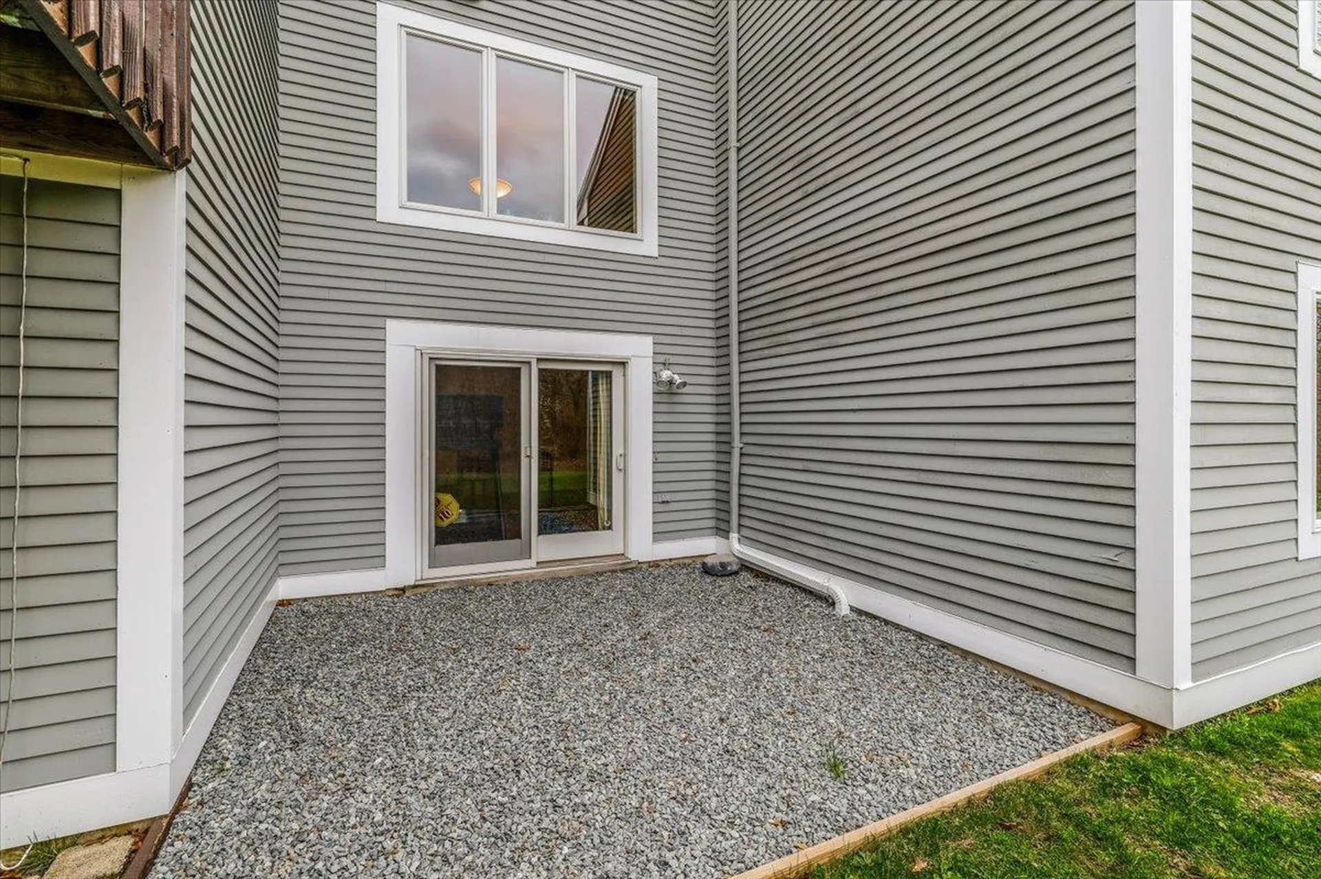 10 Bristol Hill Road Windham NH 03087