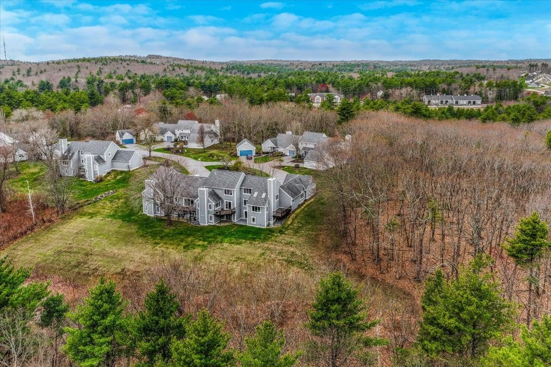 10 Bristol Hill Road Windham NH 03087