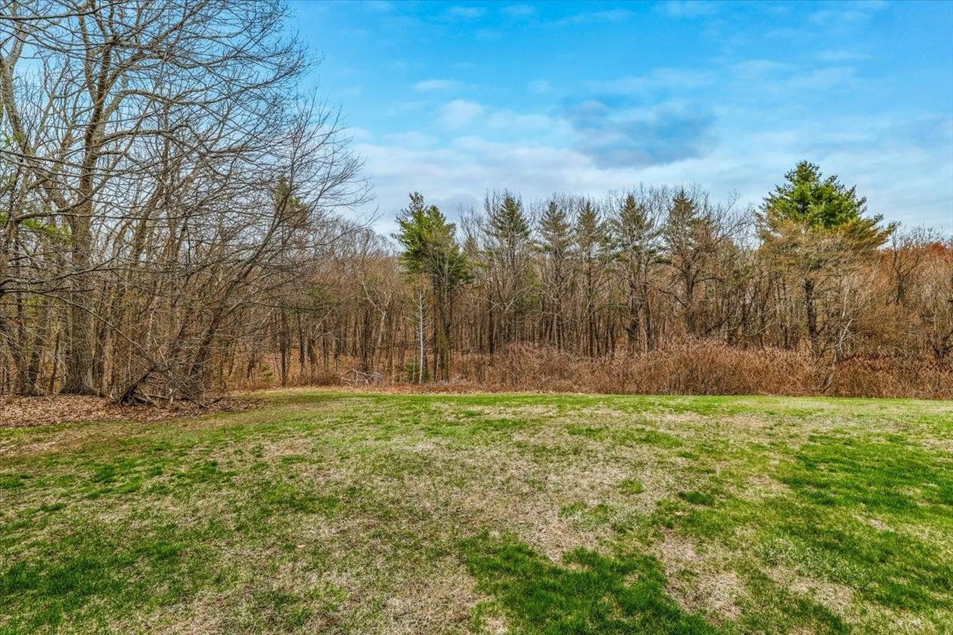10 Bristol Hill Road Windham NH 03087