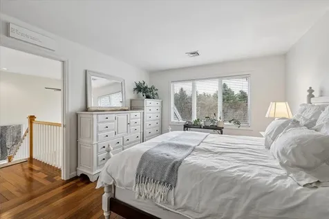 10 Bristol Hill Road Windham NH 03087