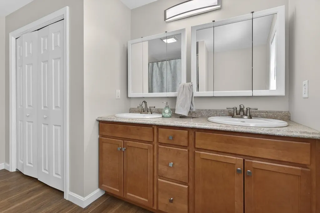45 Damon Avenue Nashua NH 03064