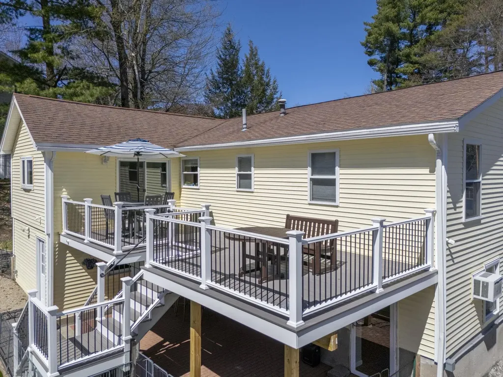 45 Damon Avenue Nashua NH 03064