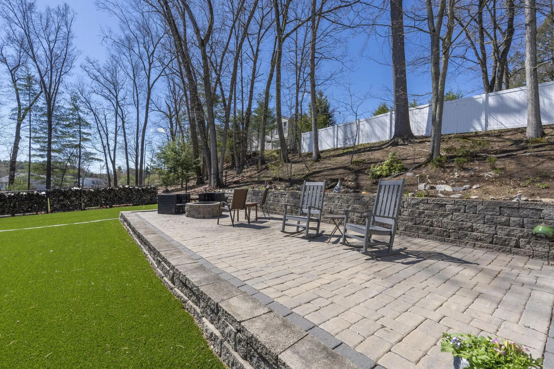 45 Damon Avenue Nashua NH 03064