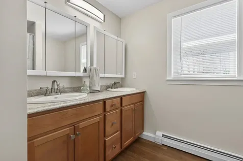 45 Damon Avenue Nashua NH 03064