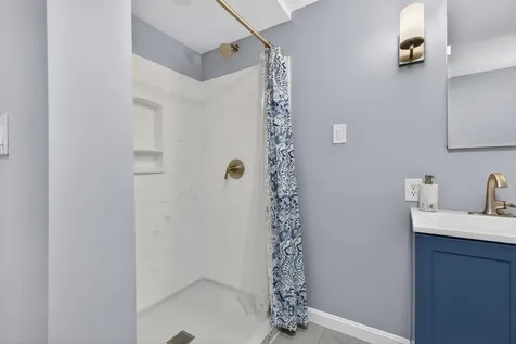 45 Damon Avenue Nashua NH 03064