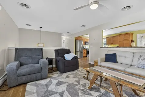 45 Damon Avenue Nashua NH 03064