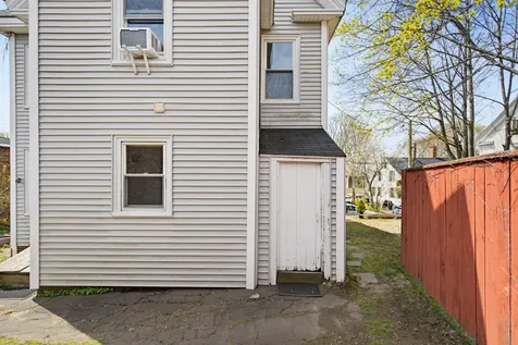 19 Pearl Street Portsmouth NH 03801