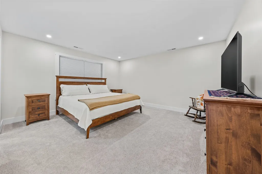 132 Asby Road Canterbury NH 03224