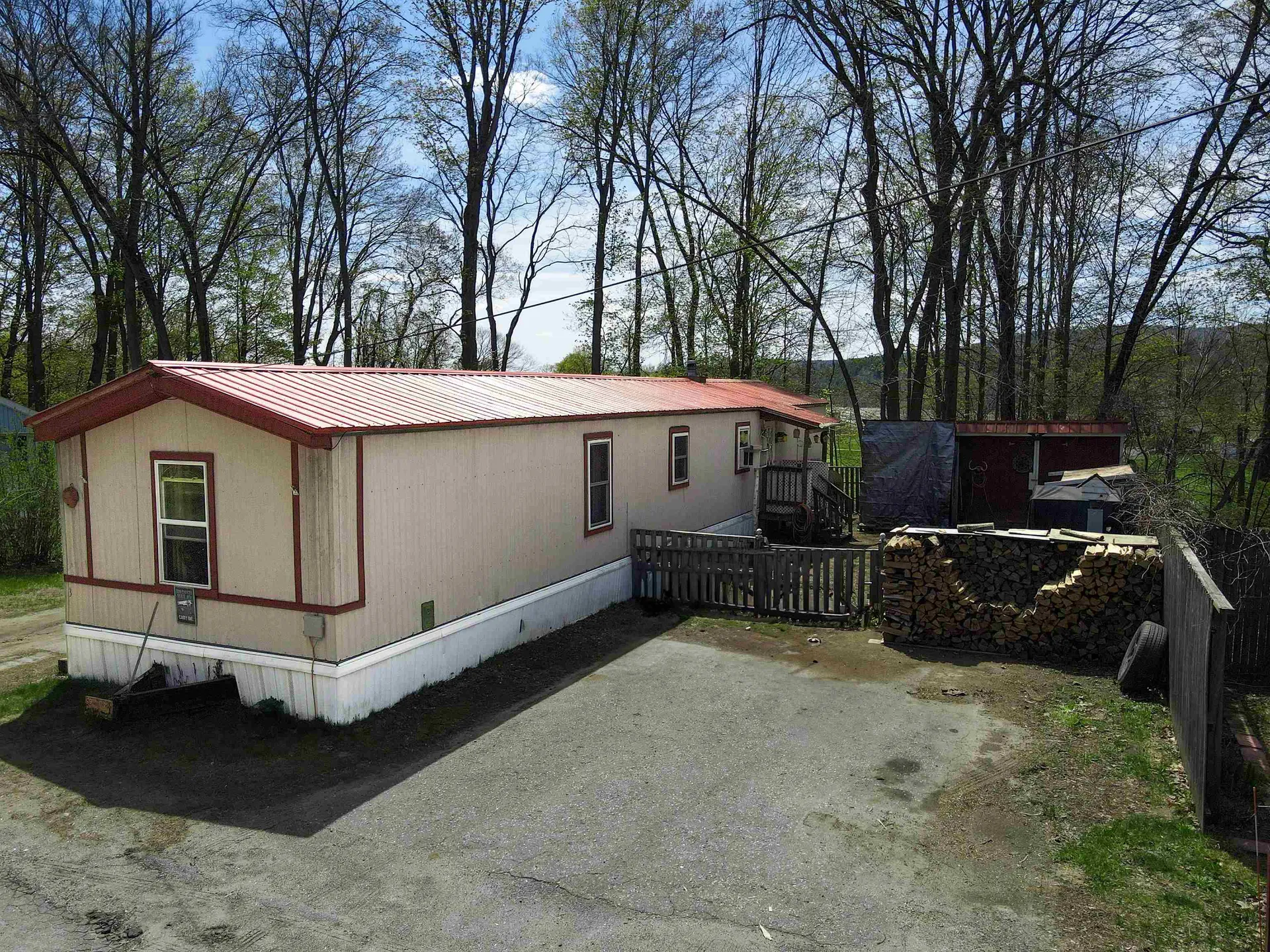 3 Lower Landing Mhp Charlestown NH 03603
