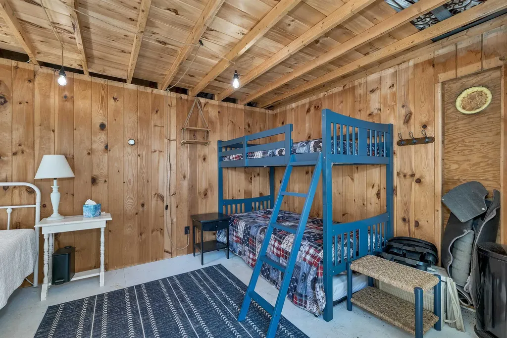 5 Fir Tree Lane Moultonborough NH 03254